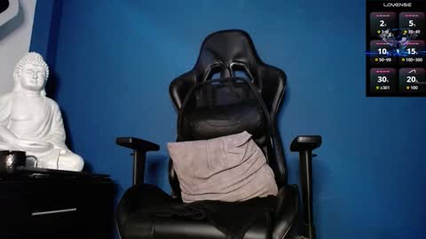 Snapshot of maxxxpowerful chatting on October 27, 2025, 4:11 pm maxxxpowerful online show from October 27, 2025, 4:11 pm