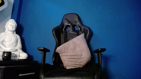 Snapshot of maxxxpowerful chatting on October 31, 2025, 4:52 pm maxxxpowerful online show from October 31, 2025, 4:52 pm