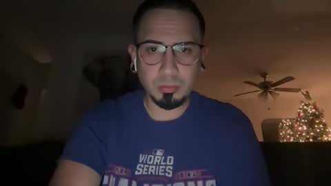 Snapshot of maxzies490597 chatting on December 16, 2025, 4:17 am maxzies490597 online show from December 16, 2025, 4:17 am