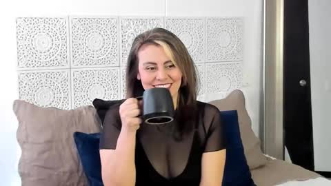 Snapshot of maxzy_star chatting on December 19, 2024, 3:08 pm Victoria online show from December 19, 2024, 3:08 pm