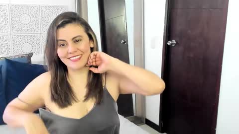 Snapshot of maxzy_star chatting on February 22, 2025, 6:08 pm Victoria online show from February 22, 2025, 6:08 pm