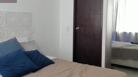 Snapshot of maxzy_star chatting on September 17, 2025, 8:43 pm Victoria online show from September 17, 2025, 8:43 pm