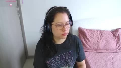 May online show from March 26, 2026, 2:22 pm