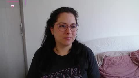 May online show from March 29, 2026, 5:24 pm