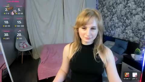 Snapshot of may_want chatting on July 10, 2026, 9:34 am Leila online show from July 10, 2026, 9:34 am