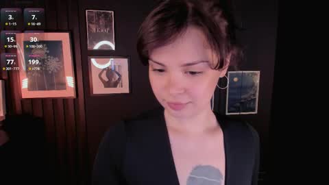Snapshot of maya___muse chatting on June 4, 2026, 3:18 pm Maya online show from June 4, 2026, 3:18 pm