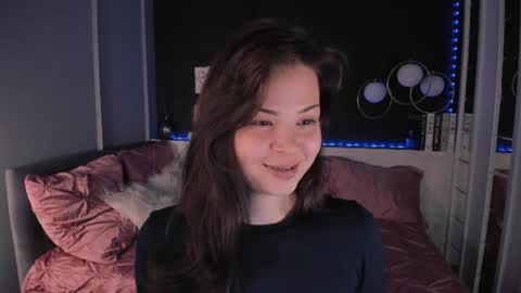 Snapshot of maya___muse chatting on June 13, 2026, 2:26 pm Maya online show from June 13, 2026, 2:26 pm