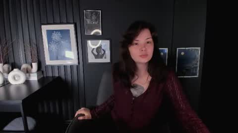 Snapshot of maya___muse chatting on June 18, 2026, 12:53 pm Maya online show from June 18, 2026, 12:53 pm