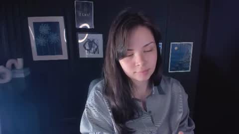 Snapshot of maya___muse chatting on June 24, 2026, 3:33 pm Maya online show from June 24, 2026, 3:33 pm