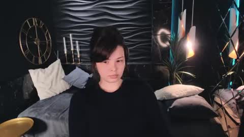 Snapshot of maya___muse chatting on July 5, 2026, 2:24 pm Maya online show from July 5, 2026, 2:24 pm
