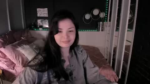 Snapshot of maya___muse chatting on July 14, 2026, 5:56 am Maya online show from July 14, 2026, 5:56 am