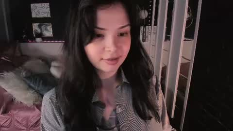 Snapshot of maya___muse chatting on July 14, 2026, 10:21 am Maya online show from July 14, 2026, 10:21 am