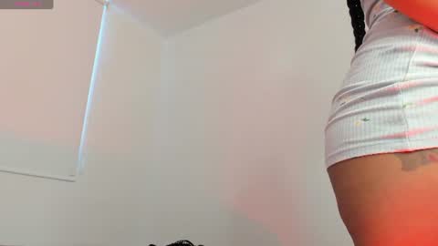 Snapshot of maya__fox chatting on July 22, 2026, 8:11 pm OF mayitta19 online show from July 22, 2026, 8:11 pm