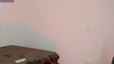 Snapshot of maya__fox chatting on August 3, 2026, 9:29 pm OF mayitta19 online show from August 3, 2026, 9:29 pm