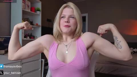Snapshot of maya_blonde18 chatting on May 11, 2026, 3:34 am Maya online show from May 11, 2026, 3:34 am