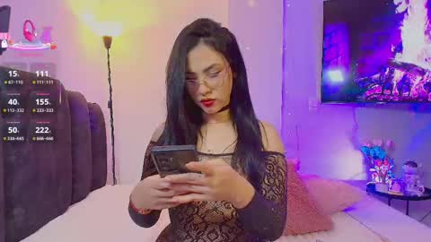 Snapshot of maya_blue_ chatting on April 23, 2026, 8:11 pm Maya online show from April 23, 2026, 8:11 pm
