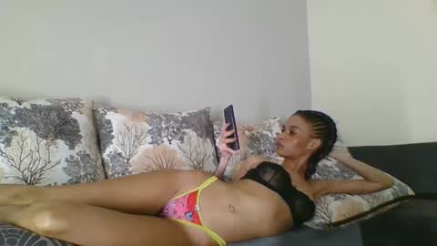 Snapshot of maya_dol chatting on October 14, 2025, 6:42 pm maya online show from October 14, 2025, 6:42 pm