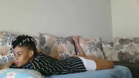 Snapshot of maya_dol chatting on October 21, 2025, 8:20 pm maya online show from October 21, 2025, 8:20 pm