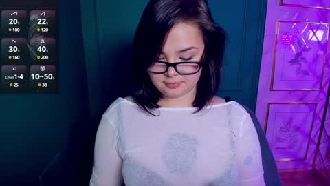 Snapshot of maya_muse chatting on December 3, 2024, 5:12 pm Woman online show from December 3, 2024, 5:12 pm