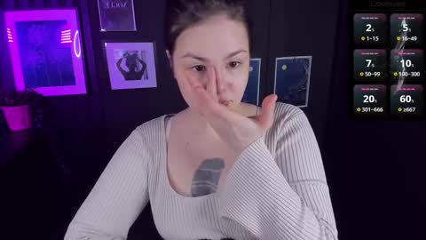 Snapshot of maya_muse chatting on February 17, 2025, 2:04 pm Woman online show from February 17, 2025, 2:04 pm