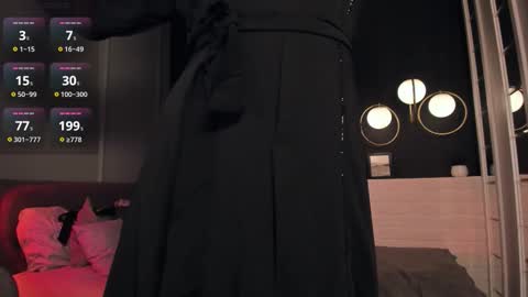 Snapshot of maya_muse chatting on November 14, 2025, 12:37 pm Woman online show from November 14, 2025, 12:37 pm