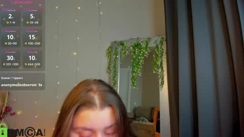 Snapshot of maya_raay chatting on June 5, 2026, 6:52 am Maya online show from June 5, 2026, 6:52 am