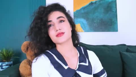 Maya online show from November 4, 2025, 2:38 pm