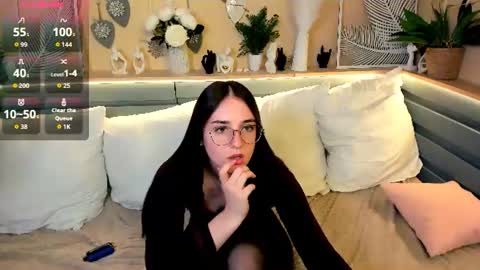 maya_winters online show from August 8, 2026, 11:34 am