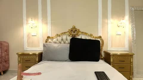 M A Y A  B A K E R online show from March 9, 2026, 8:24 pm