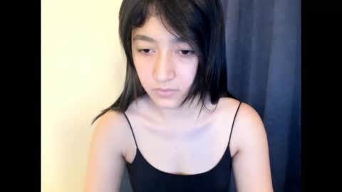 Snapshot of mayachka10 chatting on September 13, 2025, 4:29 pm mayachka10 online show from September 13, 2025, 4:29 pm