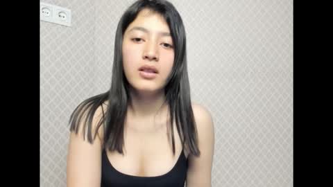 Snapshot of mayachka10 chatting on September 27, 2025, 5:18 pm mayachka10 online show from September 27, 2025, 5:18 pm