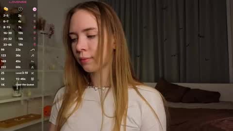 Snapshot of mayagreet chatting on November 3, 2025, 8:32 pm My name is Kara online show from November 3, 2025, 8:32 pm