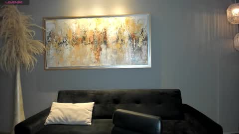 Maya online show from November 30, 2025, 3:21 am