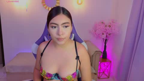 Snapshot of mayavexx chatting on May 22, 2026, 2:55 pm Maya Vexx online show from May 22, 2026, 2:55 pm