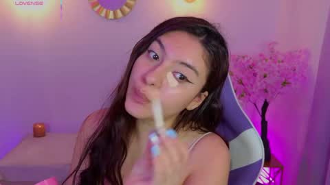 Snapshot of mayavexx chatting on May 30, 2026, 3:42 pm Maya Vexx online show from May 30, 2026, 3:42 pm
