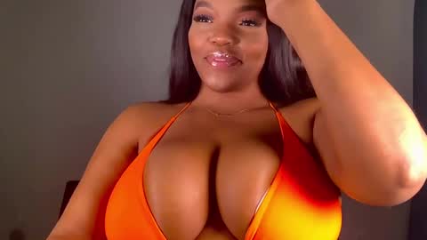 Snapshot of maybabi chatting on December 31, 2024, 2:14 pm MayBabi online show from December 31, 2024, 2:14 pm