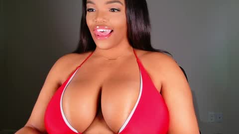 Snapshot of maybabi chatting on February 16, 2025, 8:11 pm MayBabi online show from February 16, 2025, 8:11 pm