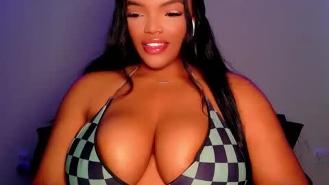 Snapshot of maybabi chatting on May 17, 2026, 11:17 am MayBabi online show from May 17, 2026, 11:17 am