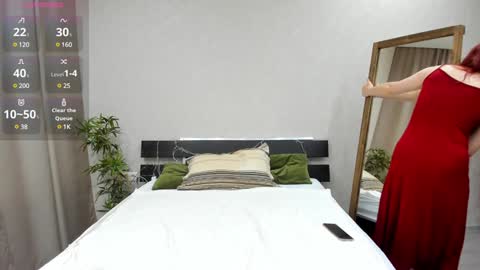 Snapshot of maybe_mia chatting on January 5, 2025, 7:49 am Mia GMT2 Mon 3-9 AM Tue 3-9 AM Wed 3-9 AMThur 10 AM - 4 PM Fri 3-9 AM Sat 3-9 AM Sun 3-9 AM. online show from January 5, 2025, 7:49 am