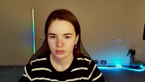 maybloom_ online show from February 3, 2026, 6:40 am