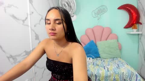 Snapshot of maylin_hornyy19 chatting on June 6, 2026, 3:11 am Maylin online show from June 6, 2026, 3:11 am