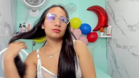 Snapshot of maylin_hornyy19 chatting on June 9, 2026, 3:18 am Maylin online show from June 9, 2026, 3:18 am