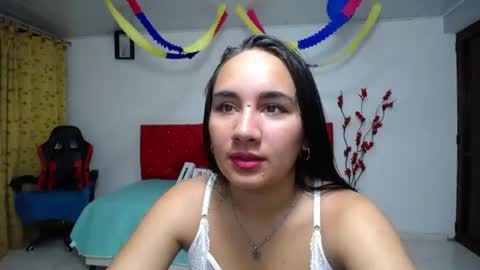 Maylin  online show from June 22, 2026, 3:08 am