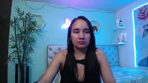 Maylin  online show from July 2, 2026, 3:23 am