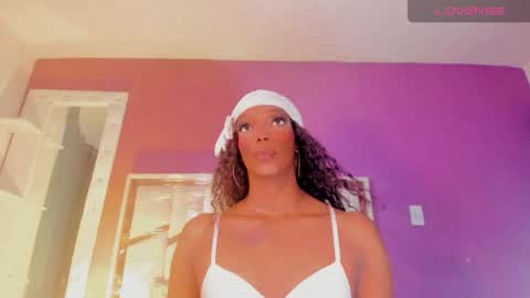 Snapshot of mayo_771804 chatting on June 15, 2026, 8:33 pm Karol black18 online show from June 15, 2026, 8:33 pm