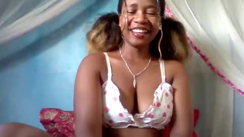 Snapshot of mayrah5 chatting on May 6, 2026, 5:57 am mayrah online show from May 6, 2026, 5:57 am