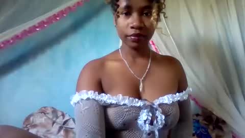 Snapshot of mayrah5 chatting on May 24, 2026, 6:29 am mayrah online show from May 24, 2026, 6:29 am
