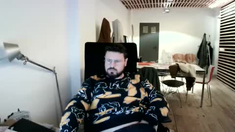 Snapshot of maythe4bwu chatting on February 21, 2025, 12:17 pm maythe4bwu online show from February 21, 2025, 12:17 pm