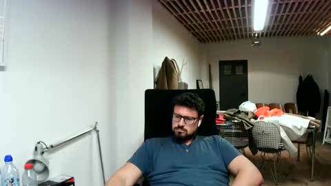 Snapshot of maythe4bwu chatting on September 14, 2025, 9:52 am maythe4bwu online show from September 14, 2025, 9:52 am