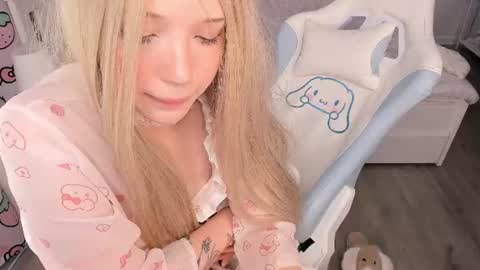 Snapshot of mayya_cuute chatting on June 25, 2026, 9:47 am Mila online show from June 25, 2026, 9:47 am
